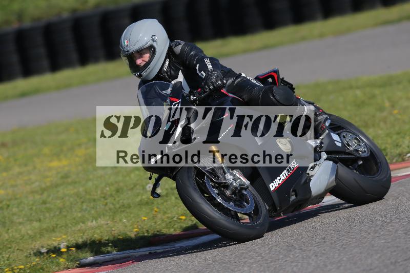 /Archiv-2023/10 21.04.2023 Discover the Bike ADR/Race 3 rot/7